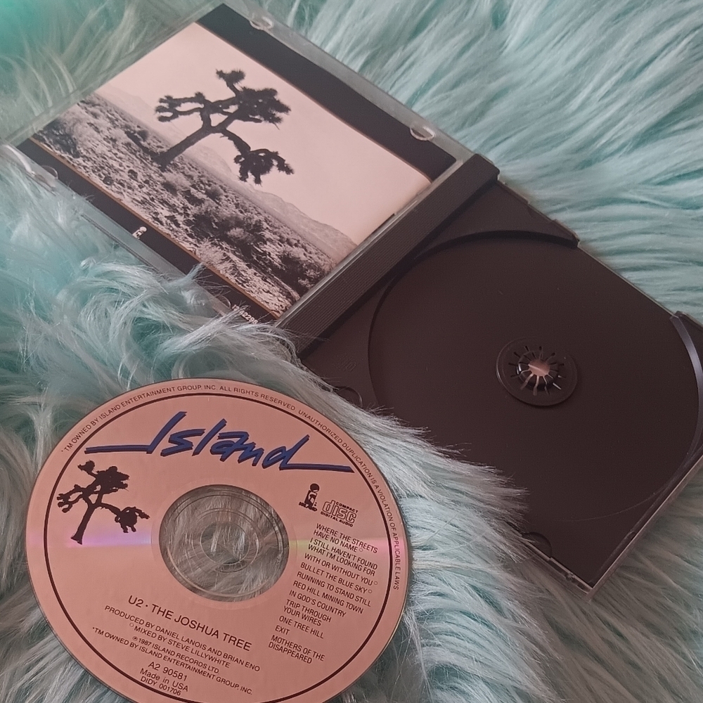 U2 CD - Picture 4 of 4
